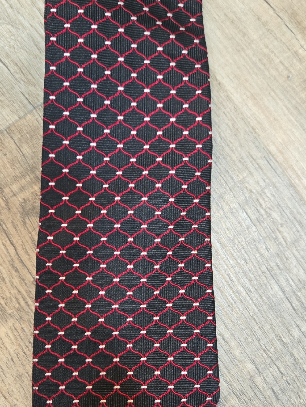 NWT! Brooks Brothers Black And Red Tie!! - Picture 2 of 4